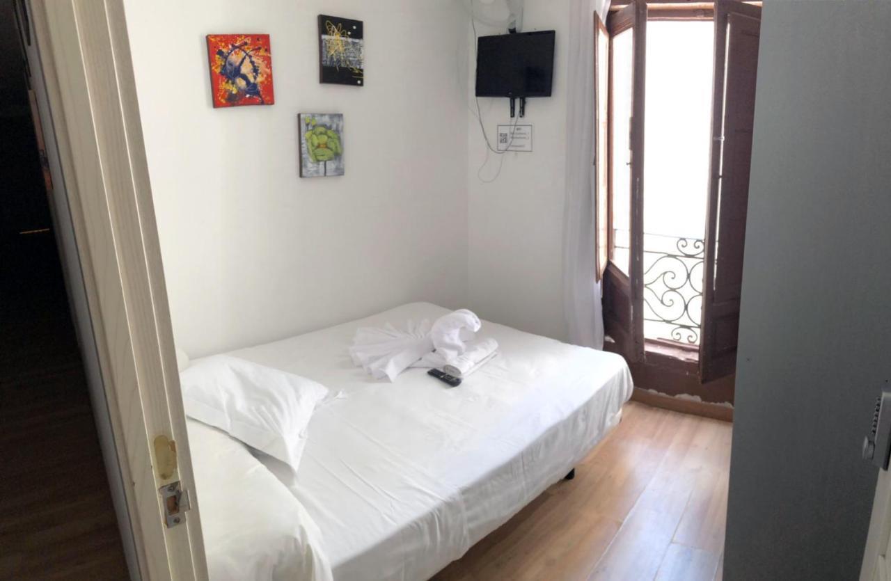 Gran Via Sol Rooms Madri Exterior foto